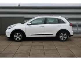 Kia Niro (2018) thumbnail 38