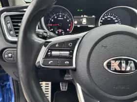 Kia Ceed (2018) thumbnail 24