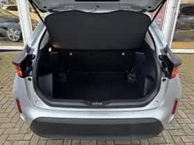 Toyota Yaris-cross (2024) thumbnail 24