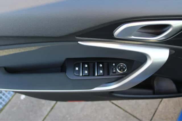 Kia Ceed Sportswagon (2024) thumbnail 14