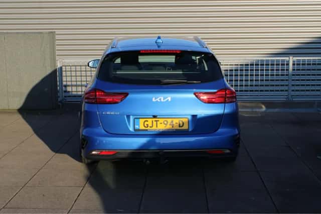 Kia Ceed Sportswagon (2024) thumbnail 6