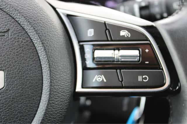 Kia Ceed Sportswagon (2024) thumbnail 14