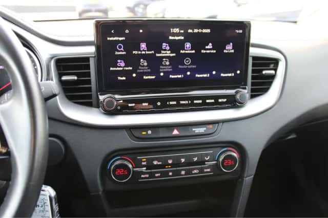 Kia Ceed Sportswagon (2024) thumbnail 17
