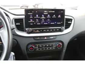 Kia Ceed Sportswagon (2024) thumbnail 17