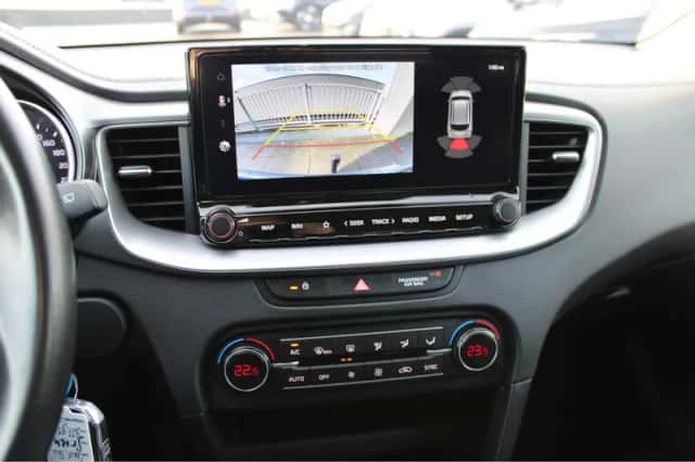 Kia Ceed Sportswagon (2024) thumbnail 21