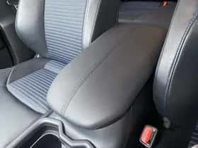 Toyota RAV4 (2020) thumbnail 108