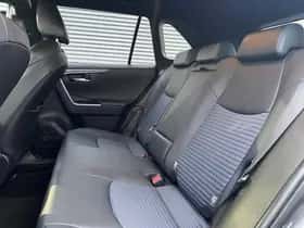 Toyota RAV4 (2020) thumbnail 112