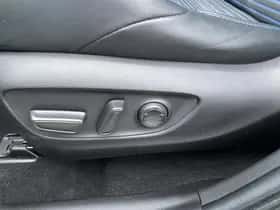 Toyota RAV4 (2020) thumbnail 87