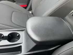Kia Sportage (2024) thumbnail 8