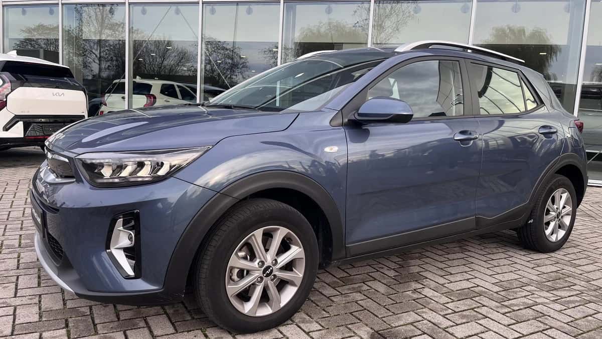 Kia Stonic (2024) — foto 1