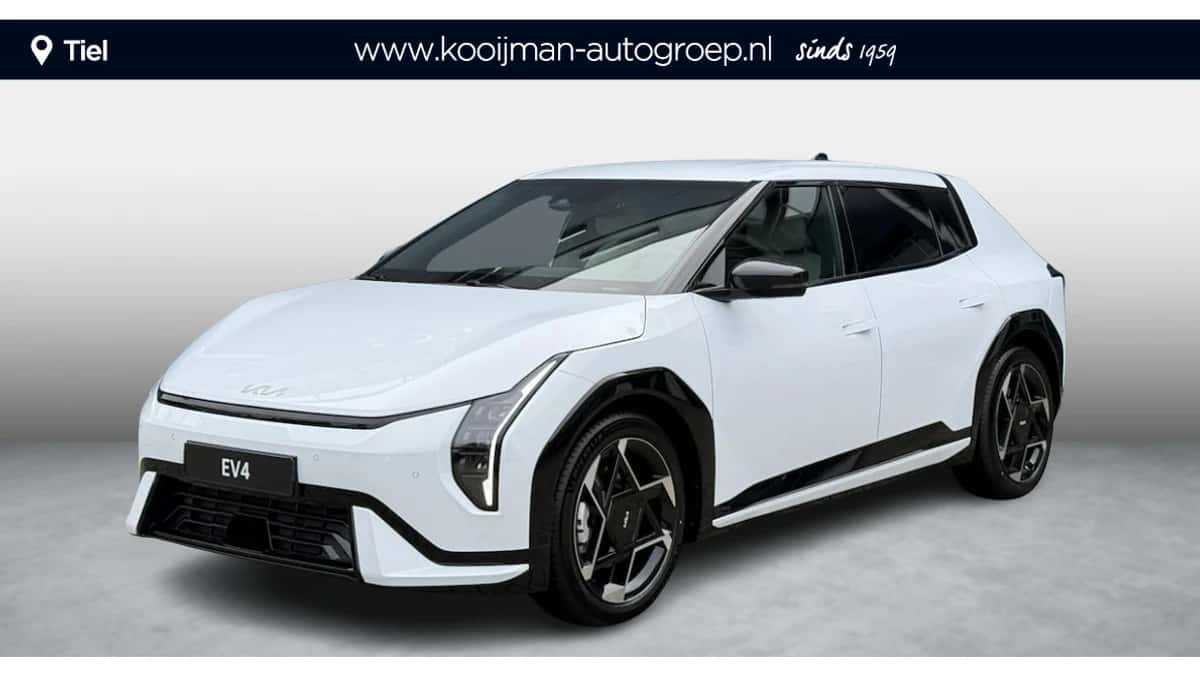 Kia EV4 (2026) — foto 1