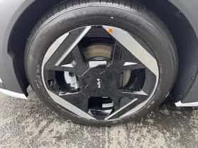 Kia EV4 (2026) thumbnail 80