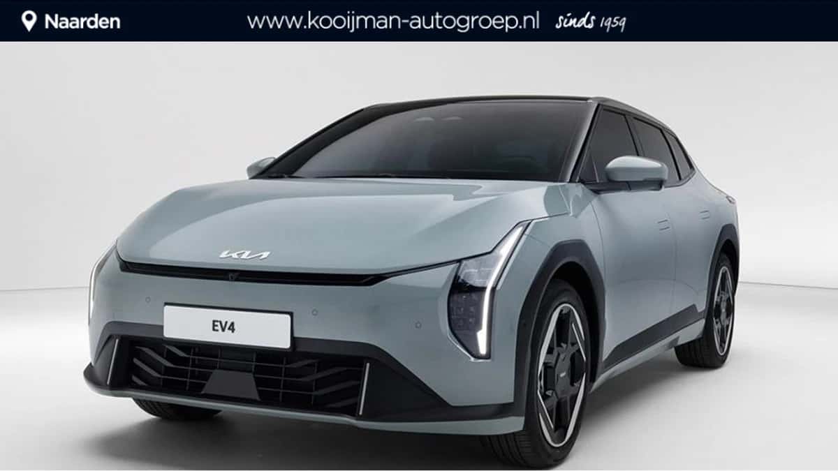 Kia EV4 (2026) — foto 1