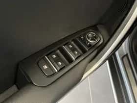 Kia XCeed (2020) thumbnail 2