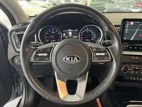 Kia XCeed (2020) thumbnail 32