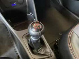 Kia Picanto (2015) thumbnail 37