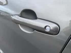 Toyota Yaris (2024) thumbnail 15