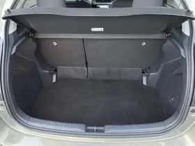 Toyota Yaris (2024) thumbnail 62