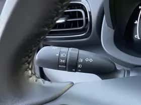 Toyota Yaris (2024) thumbnail 75