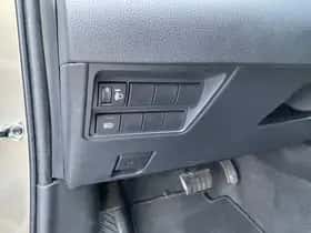 Toyota Yaris (2024) thumbnail 91
