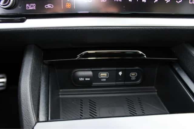Kia Sportage (2022) thumbnail 26