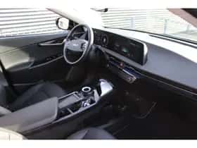 Kia EV6 (2024) thumbnail 11