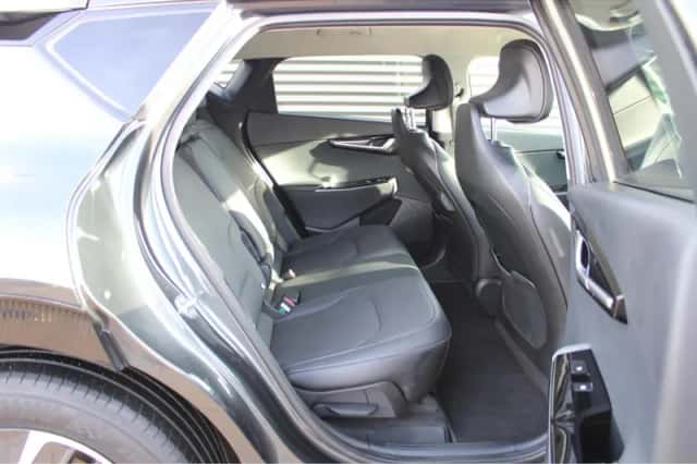 Kia EV6 (2024) thumbnail 12