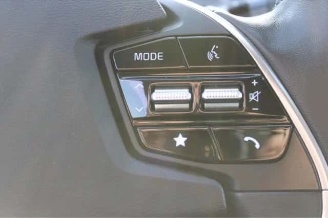 Kia EV6 (2024) thumbnail 21