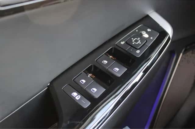 Kia EV6 (2024) thumbnail 22