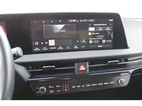 Kia EV6 (2024) thumbnail 25