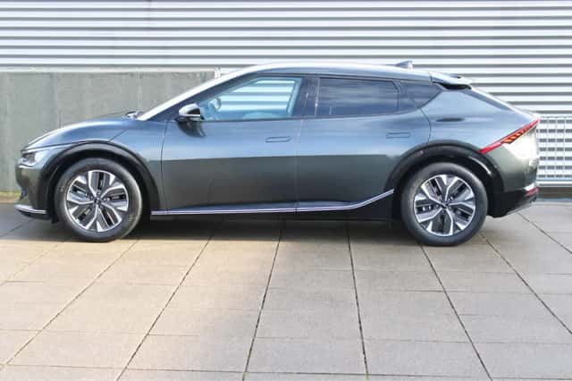 Kia EV6 (2024) thumbnail 4