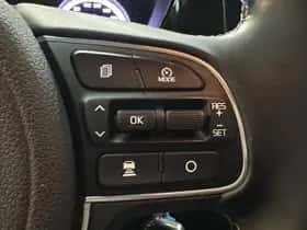 Kia Niro (2021) thumbnail 11