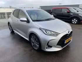 Toyota Yaris (2021) thumbnail 17