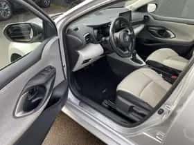 Toyota Yaris (2021) thumbnail 76