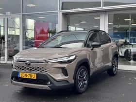 Toyota Corolla-cross (2025) thumbnail 2