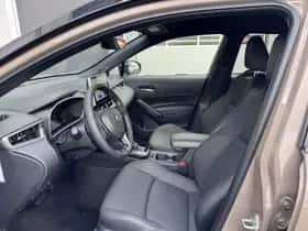 Toyota Corolla-cross (2025) thumbnail 8