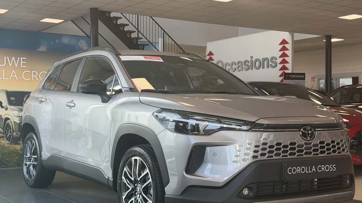 Toyota Corolla-cross (2025) — foto 1