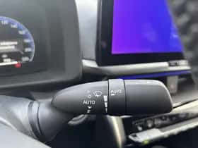 Toyota C-HR (2025) thumbnail 39