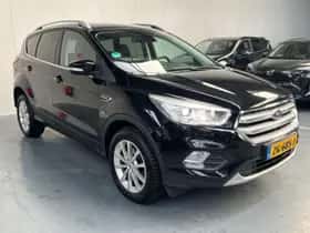 Ford Kuga (2018) thumbnail 25