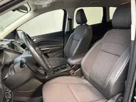 Ford Kuga (2018) thumbnail 28