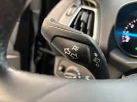 Ford Kuga (2018) thumbnail 7