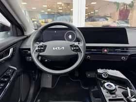 Kia EV6 (2024) thumbnail 45