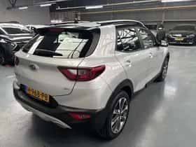 Kia Stonic (2020) thumbnail 40