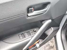 Toyota Corolla-cross (2025) thumbnail 61
