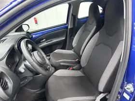 Toyota Aygo (2024) thumbnail 23