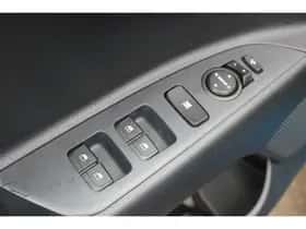Kia Stonic (2024) thumbnail 12