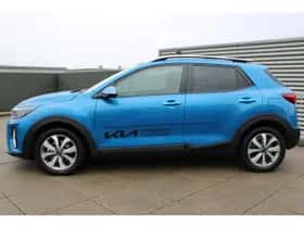 Kia Stonic (2024) thumbnail 4