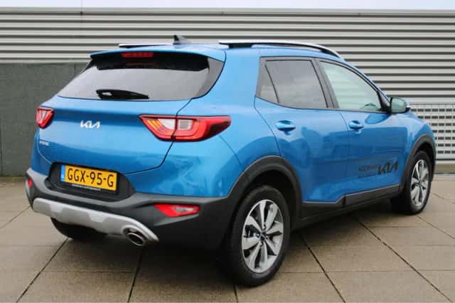 Kia Stonic (2024) thumbnail 6
