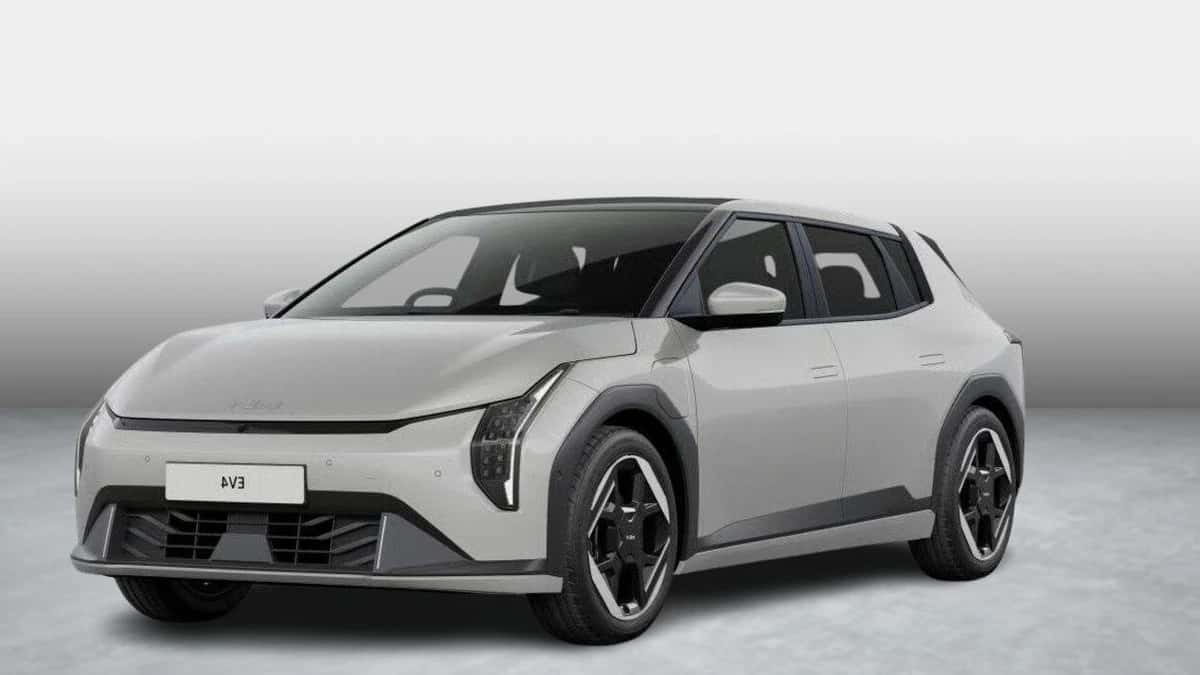 Kia EV4 (2026) — foto 1