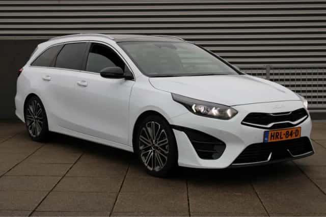 Kia Ceed Sportswagon (2025) thumbnail 2